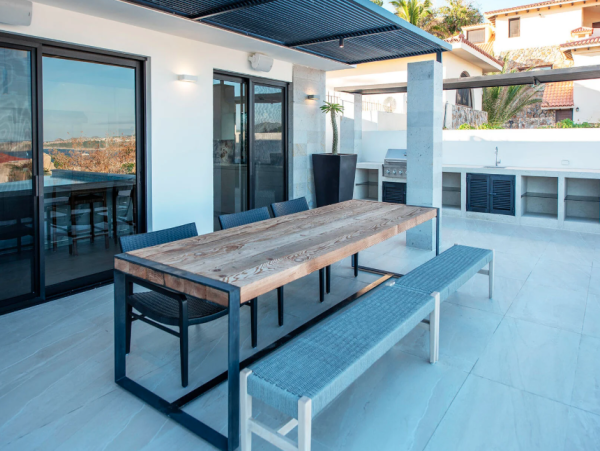 Luxurious 6-Bedroom Villa in Pedregal, Cabo San Lucas
